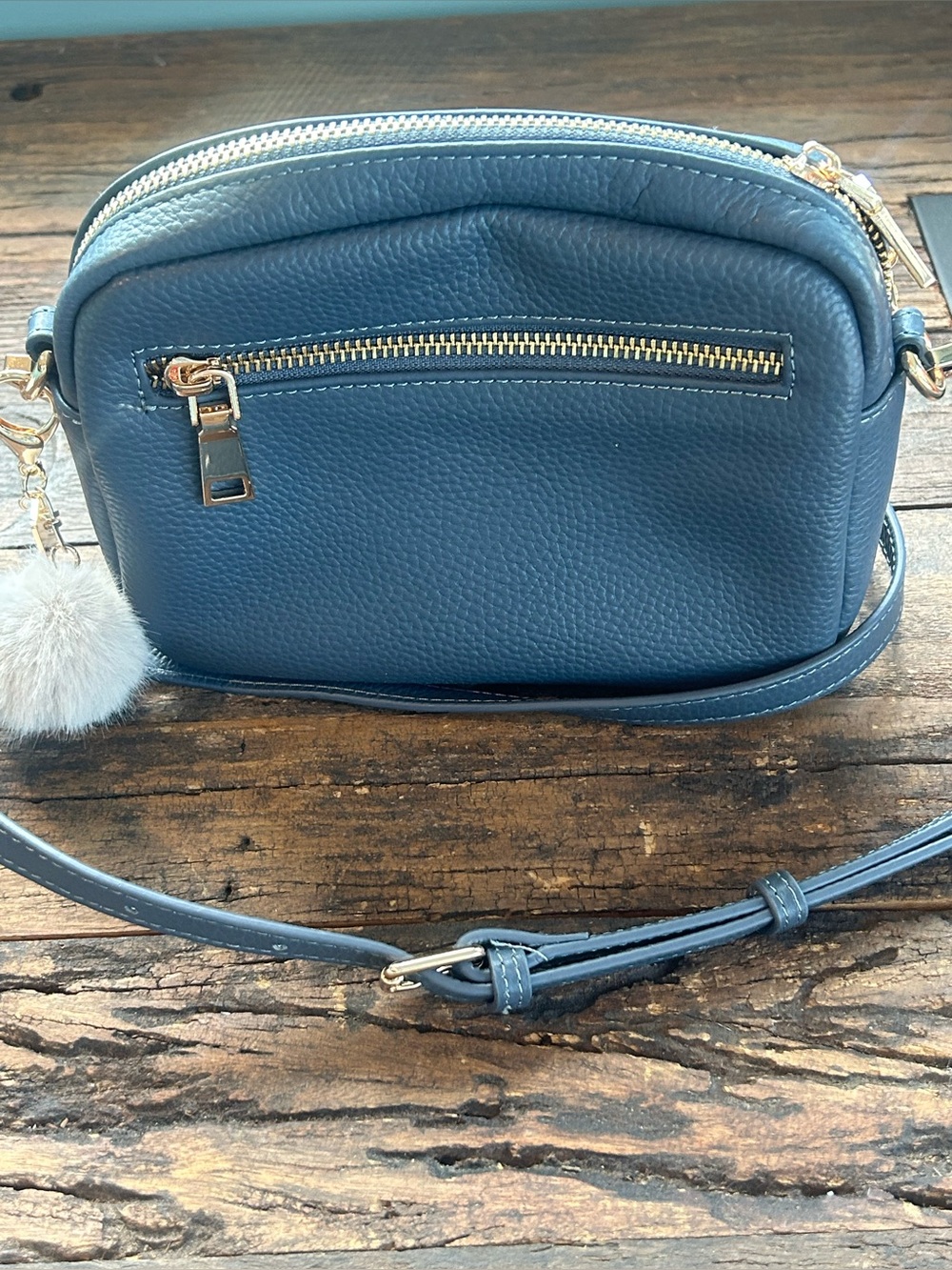 Pom Pom London Leather Crossbody - Picture 4 of 9